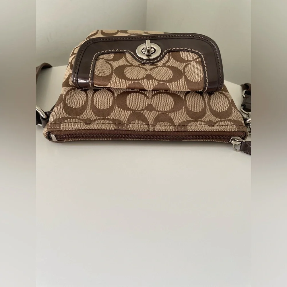 Coach park swingpack